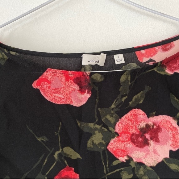 ARITZIA Wilfred Pozzi Black Floral Tie Sleeve Blouse - Picture 3 of 12